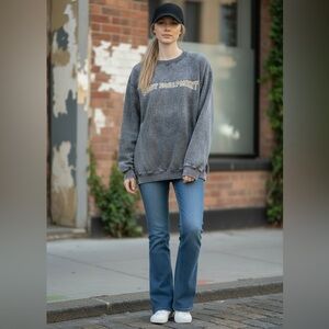 Vintage Grey Mineral Wash Graphic Body Equipment Casual Oversized 90’s Crewneck